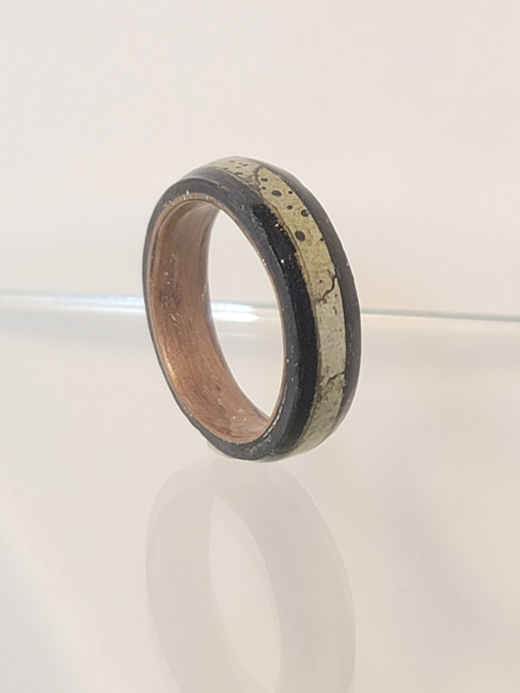 Oak with Lichen Patterned Rowan Tree Bark ring size 7.5