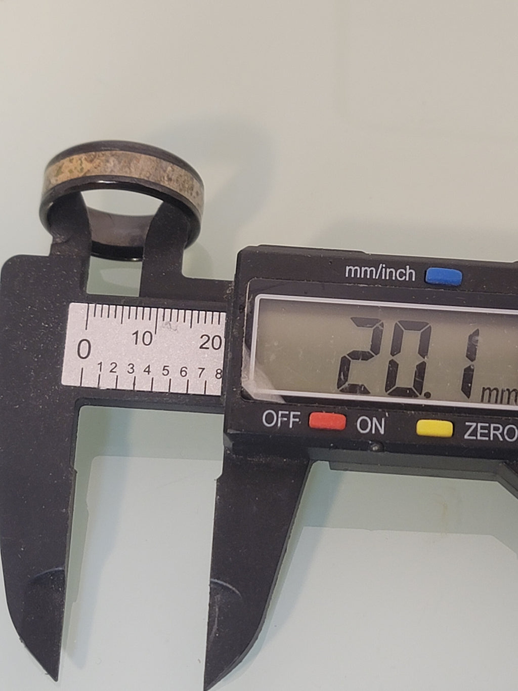 Black Steel Ring with Band of Lichen Pattern on Rowan Tree Bark US Size 10.5