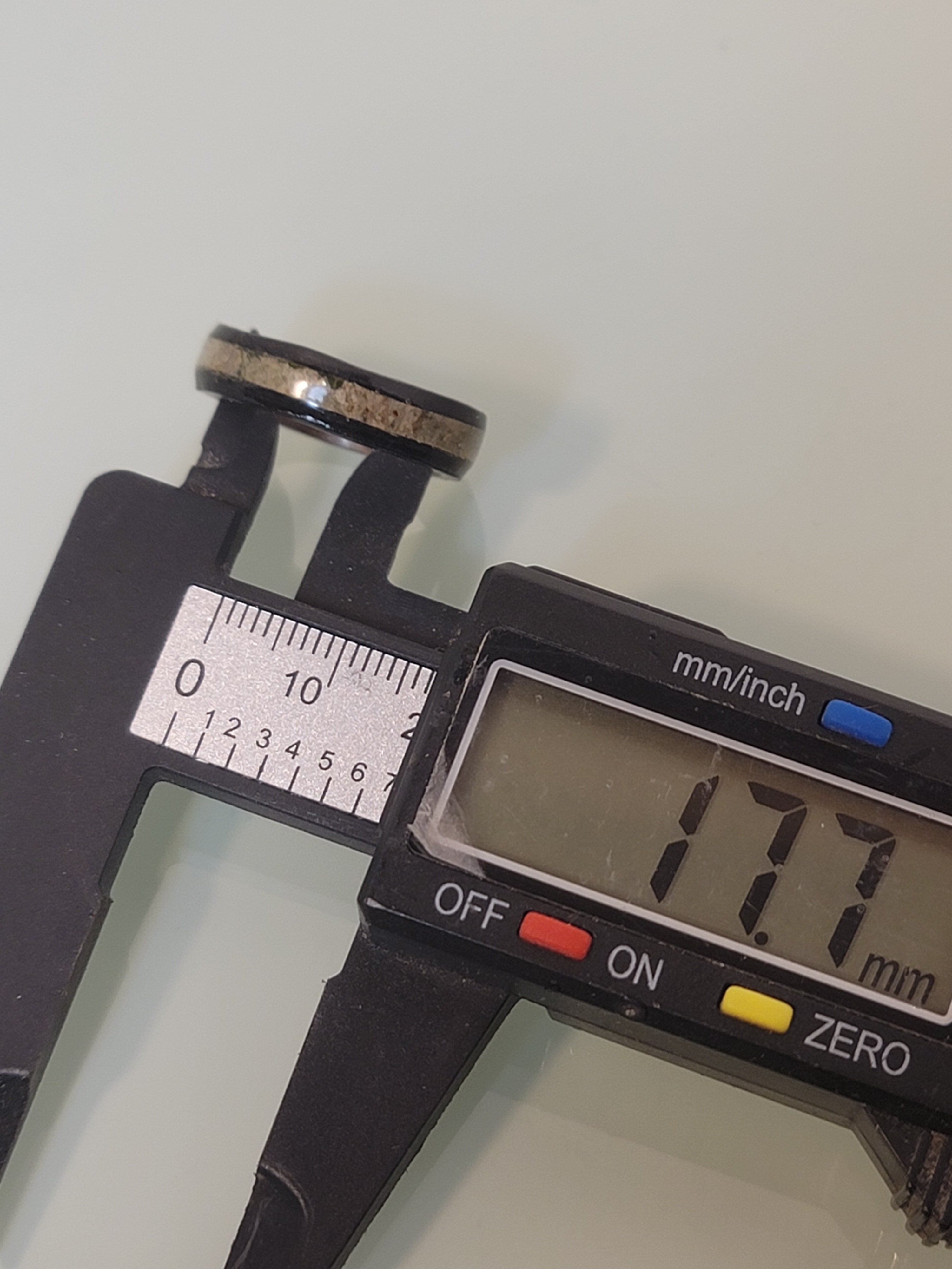 Oak with Lichen Patterned Rowan Tree Bark ring size 7.5